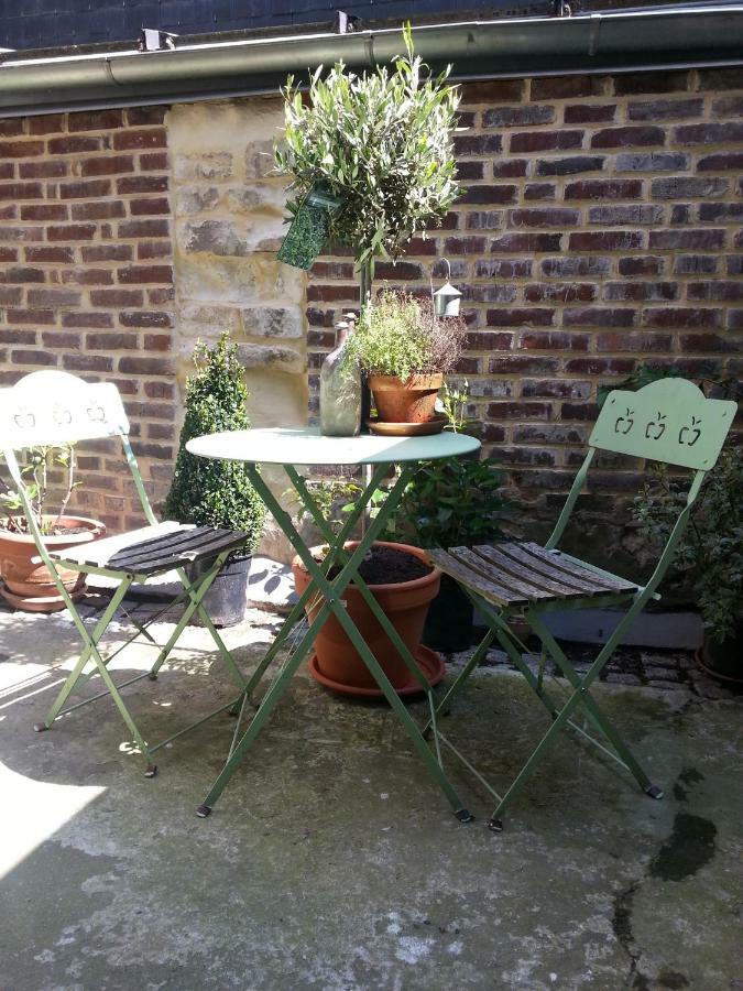 Ferienwohnung My Little Garden -Parking Gratuit 500M -Coeur Historique -La Clef De Honfleur Exterior foto